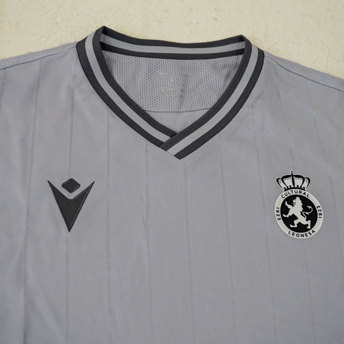 CAMISETA JUEGO GRIS