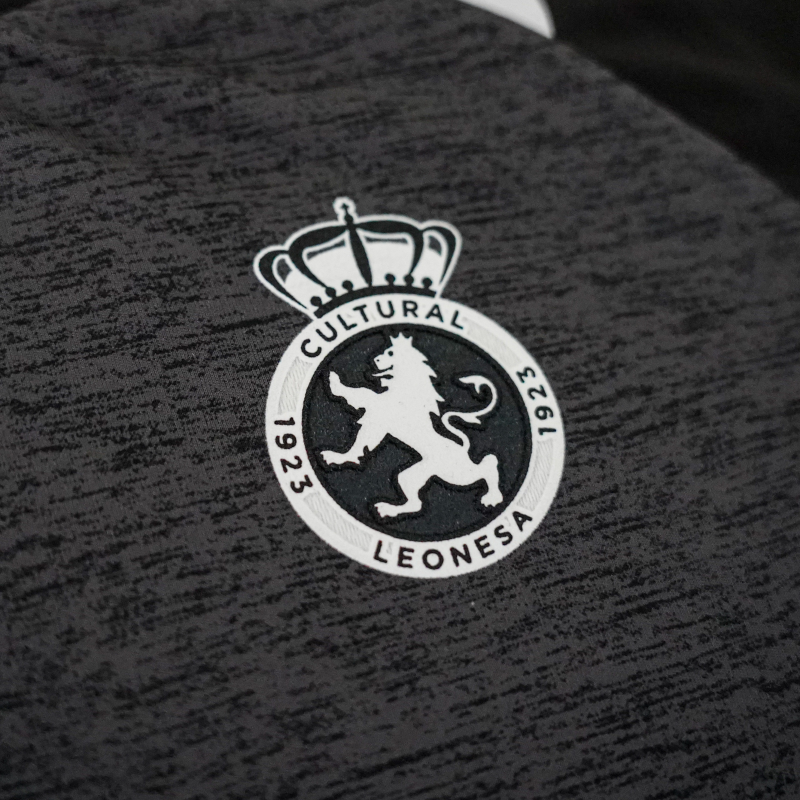 CAMISETA TECNICA NEGRA