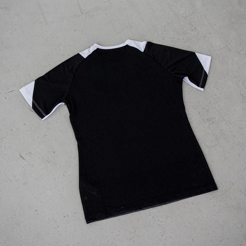 CAMISETA TECNICA NEGRA