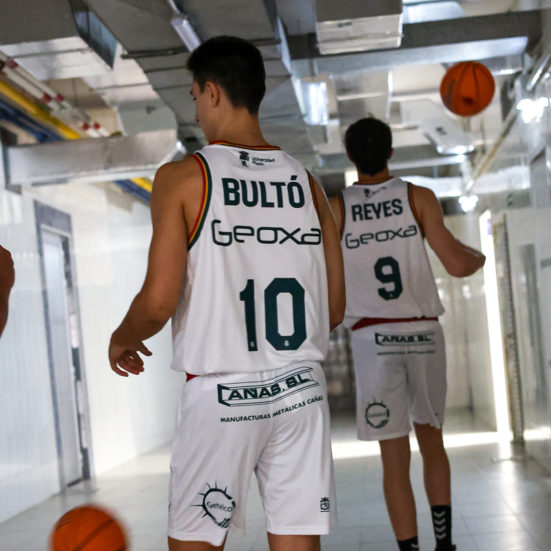 CAM BASKET BL 26/27