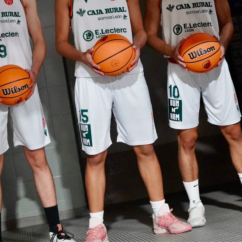 SHORT BASKET BL 26/27